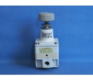 Bộ điều chỉnh áp suất khí nén SMC IR2020-02